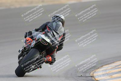 media/Dec-17-2022-SoCal Trackdays (Sat) [[224abd9271]]/Turn 10 Backside (120pm)/